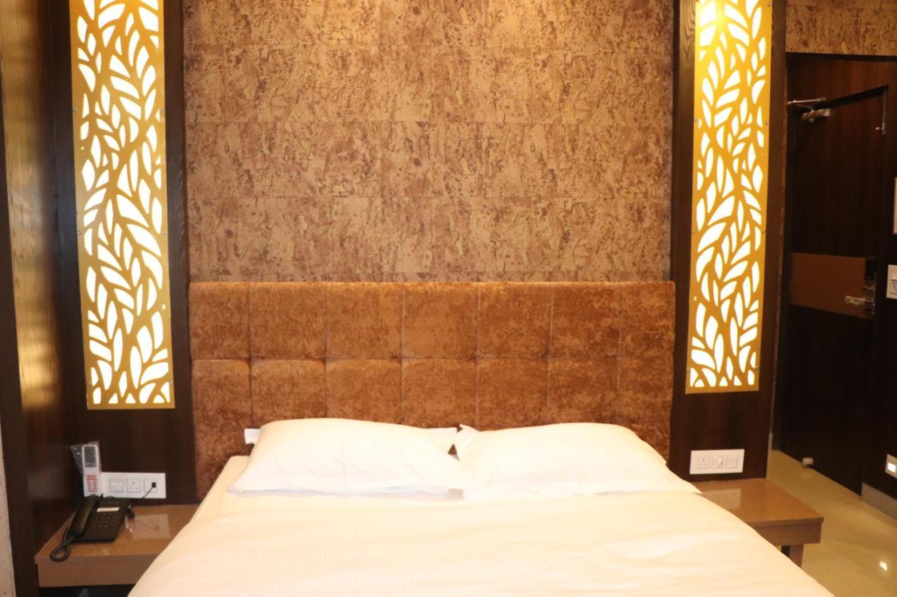 Hotel Angina Kalkuta Zewnętrze zdjęcie