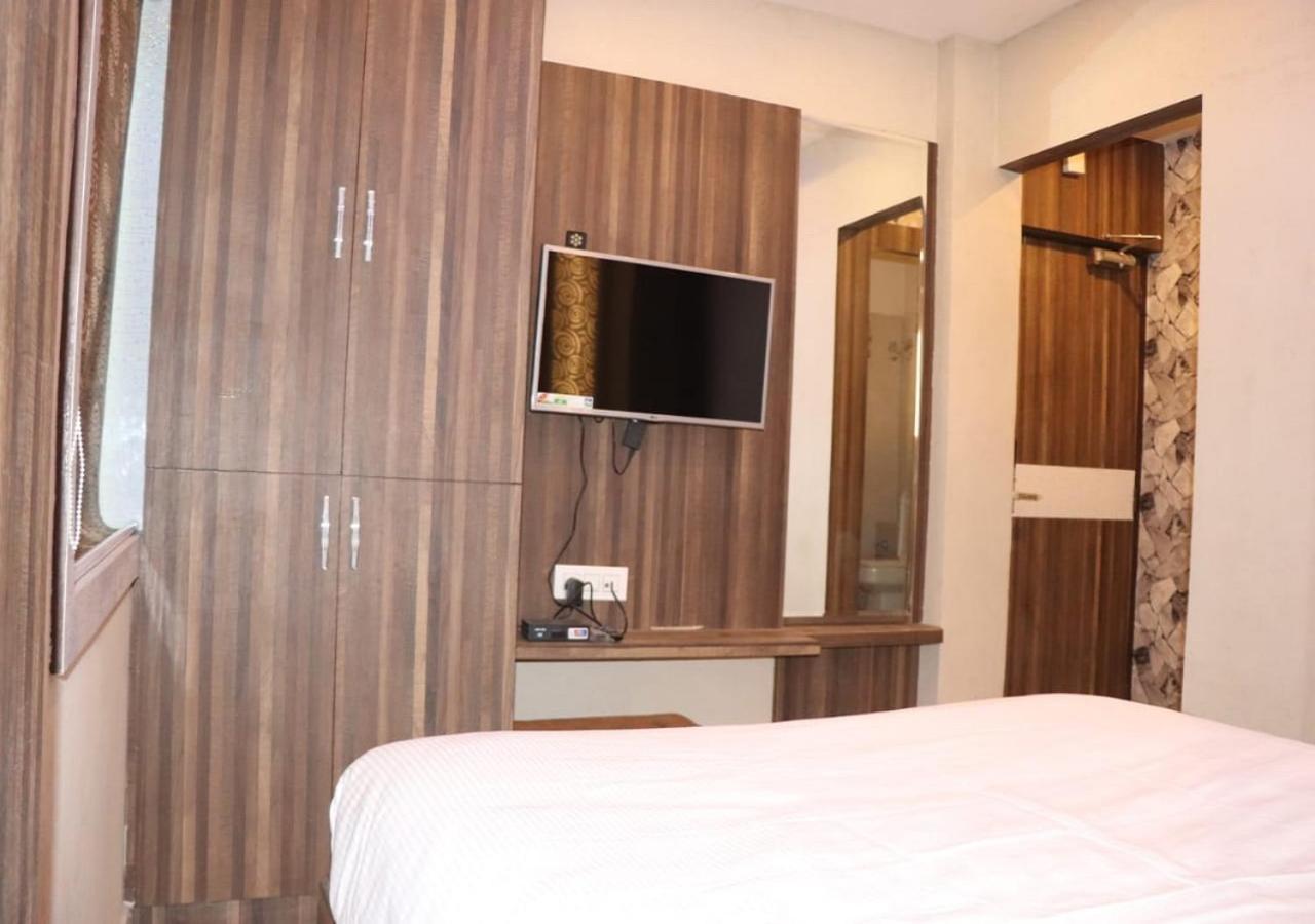 Hotel Angina Kalkuta Zewnętrze zdjęcie