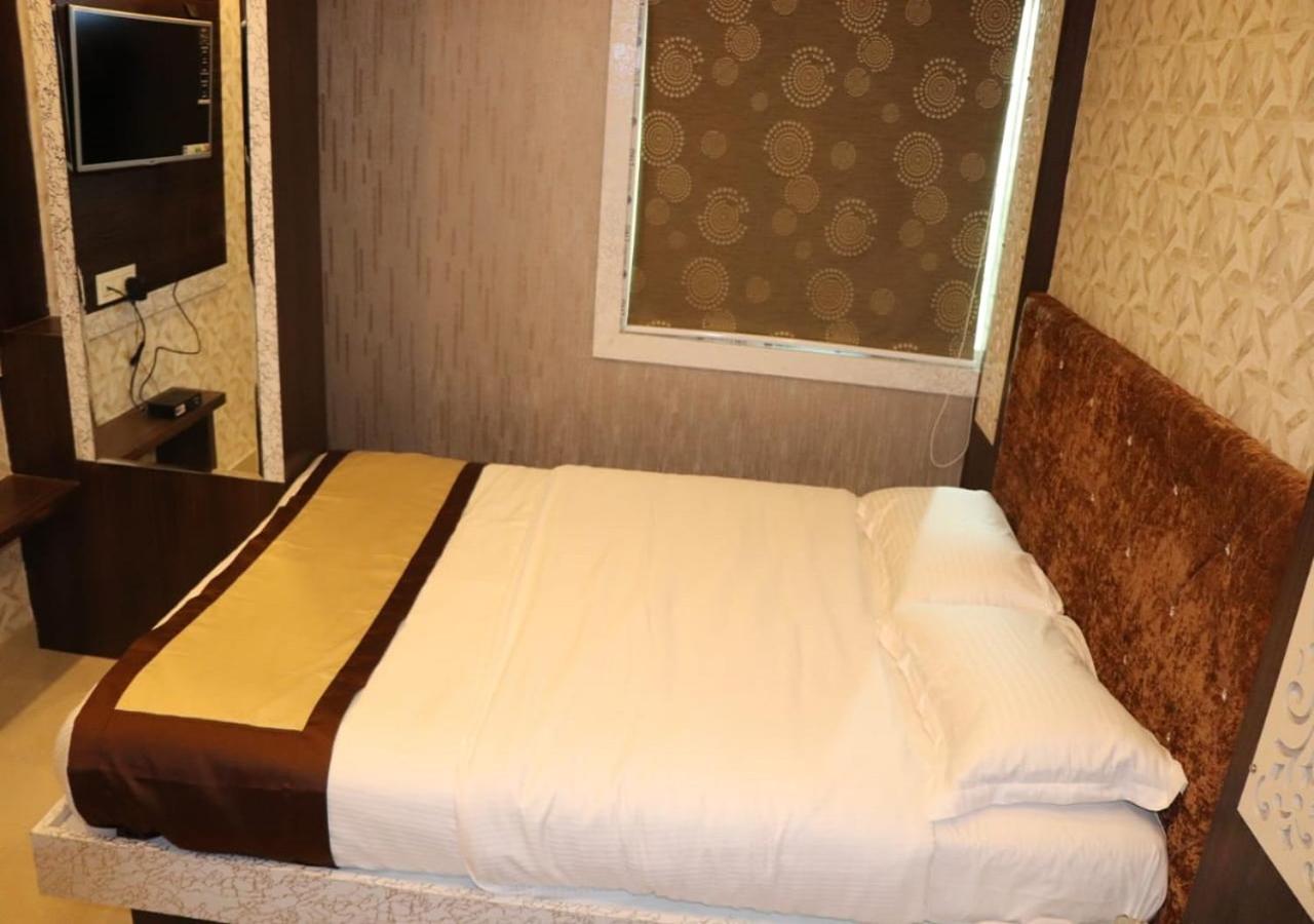 Hotel Angina Kalkuta Zewnętrze zdjęcie