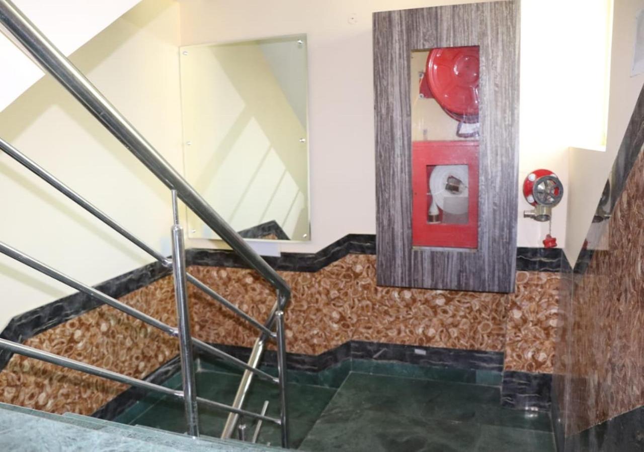 Hotel Angina Kalkuta Zewnętrze zdjęcie