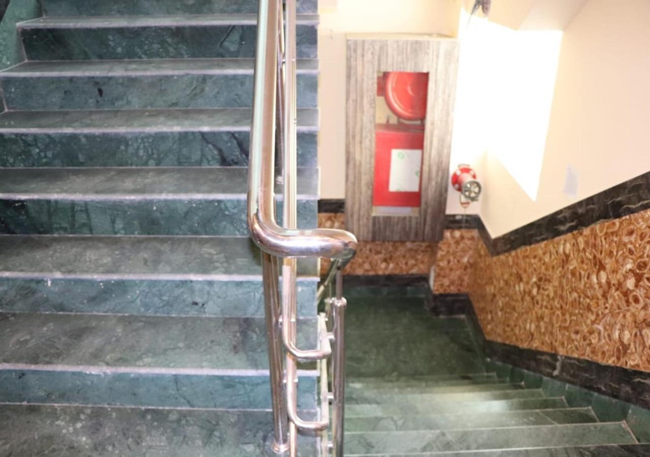 Hotel Angina Kalkuta Zewnętrze zdjęcie