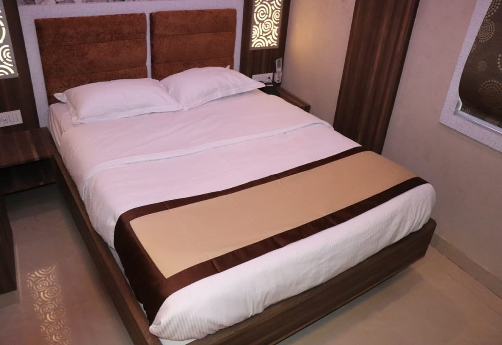 Hotel Angina Kalkuta Zewnętrze zdjęcie